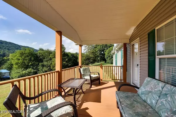 Clinton, TN 37716,2660 Dutch Valley Rd
