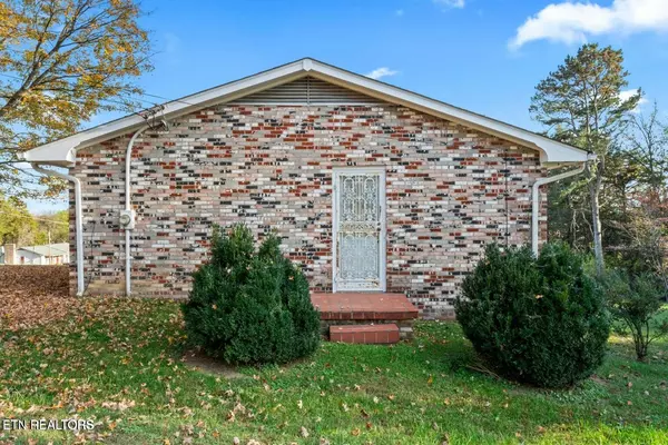 Knoxville, TN 37924,2015 Mountair Drive