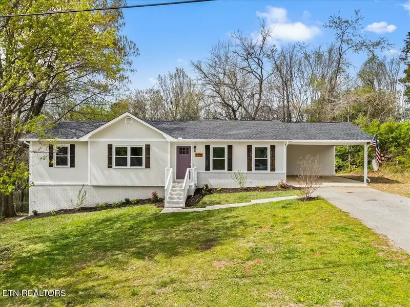 626 Skyline View Lane, Harriman, TN 37748