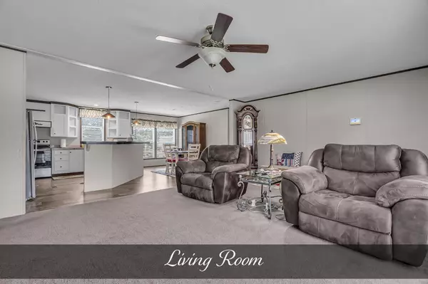 Lafayette, TN 37083,599 Days Rd