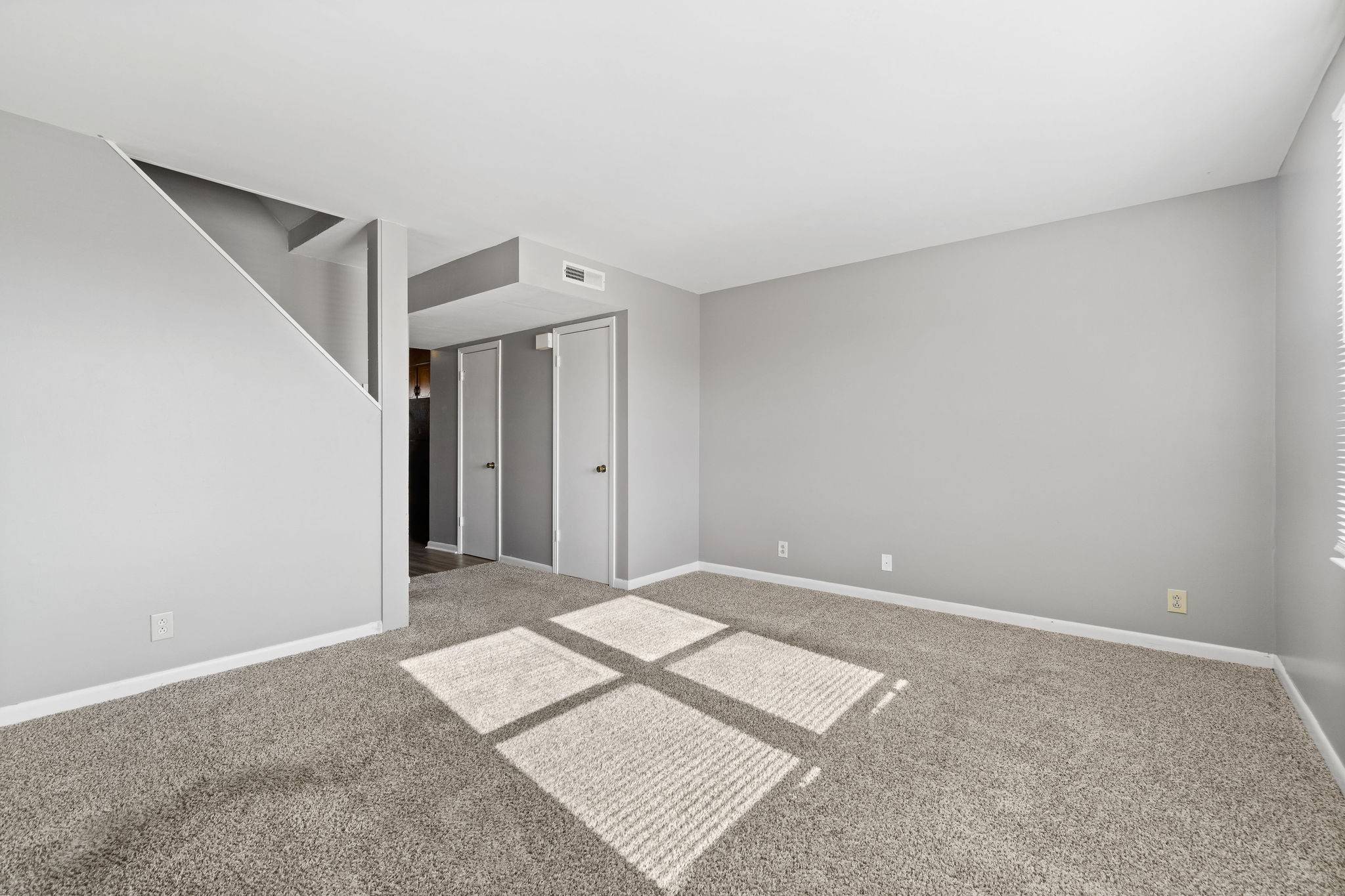 Clarksville, TN 37042,150 Darlene Dr #B