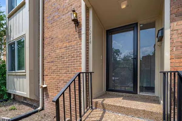 Nashville, TN 37205,6914 Highland Park Dr