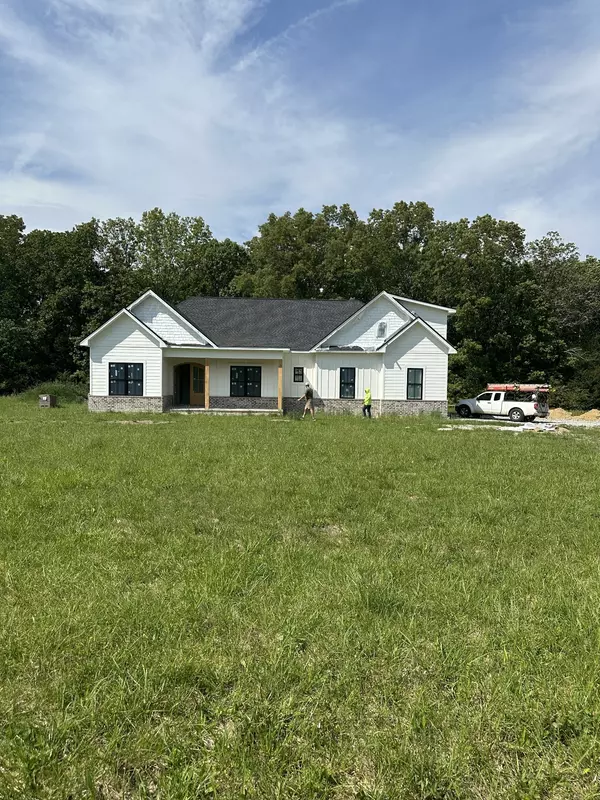 Tullahoma, TN 37388,933 Ovoca Lake Rd