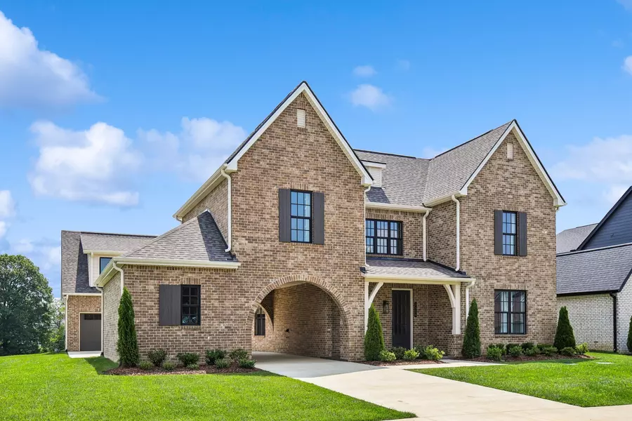 7304 Crowell Dr, College Grove, TN 37046