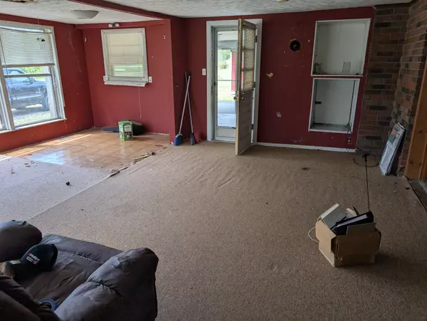 Tracy City, TN 37387,215 Rutledge St