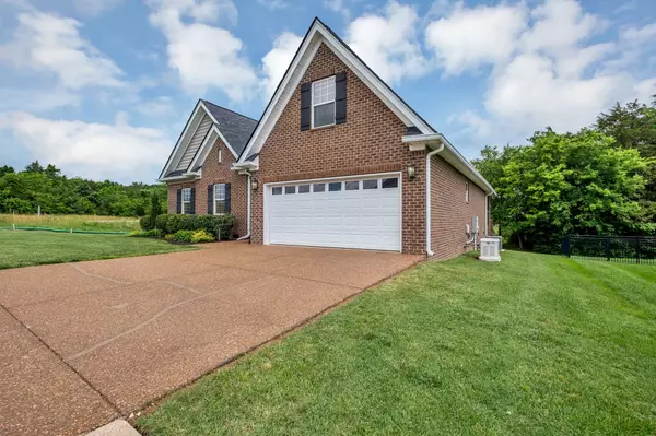 Lebanon, TN 37087,1203 Greensward Ave