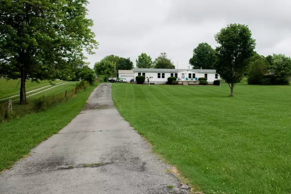 Bethpage, TN 37022,417 Buttermilk Hollow Rd