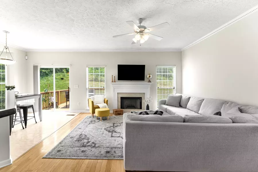 1412 W Running Brook Rd, Nashville, TN 37209
