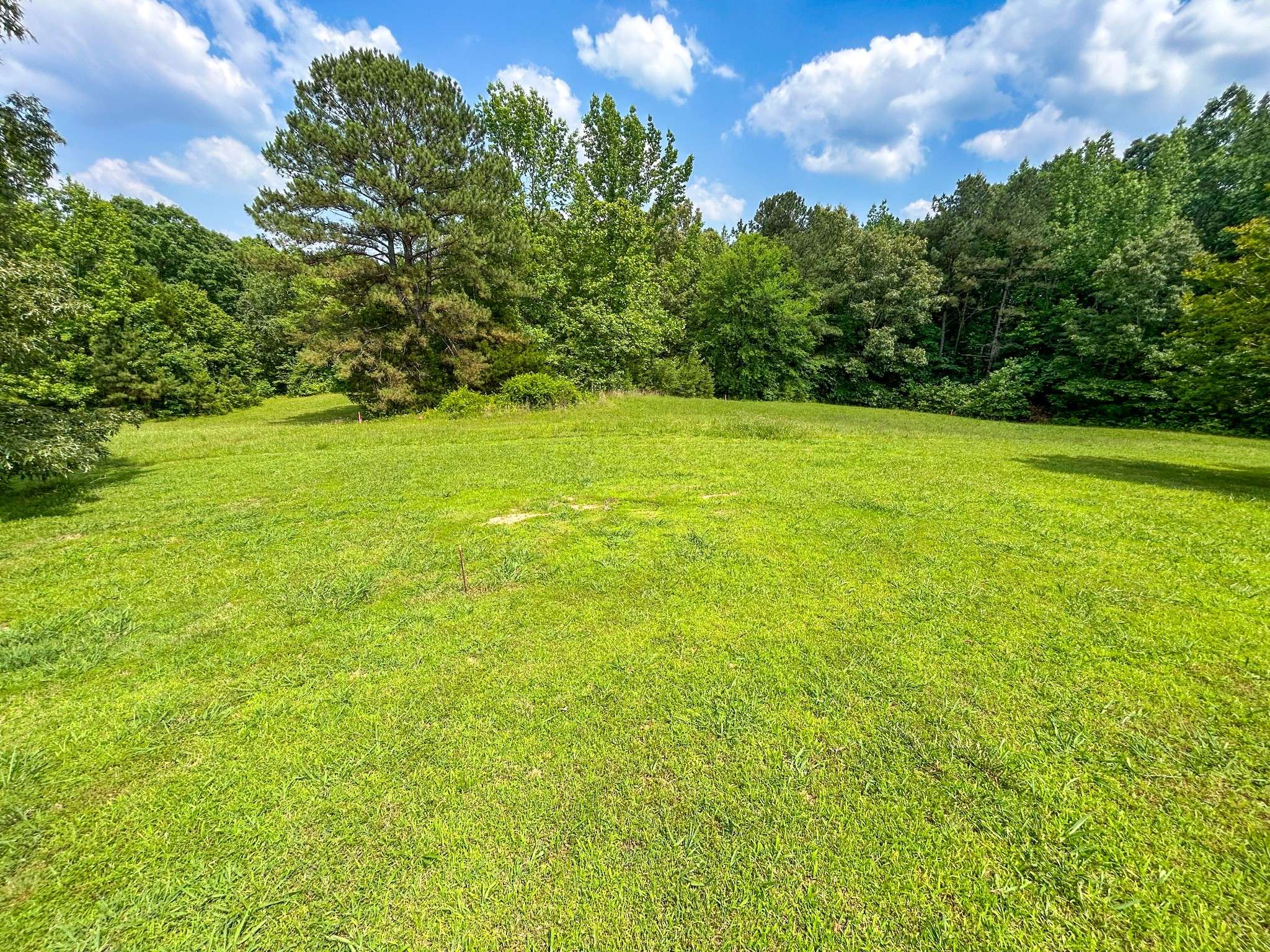 Camden, TN 38320,156 Davis Kee Rd