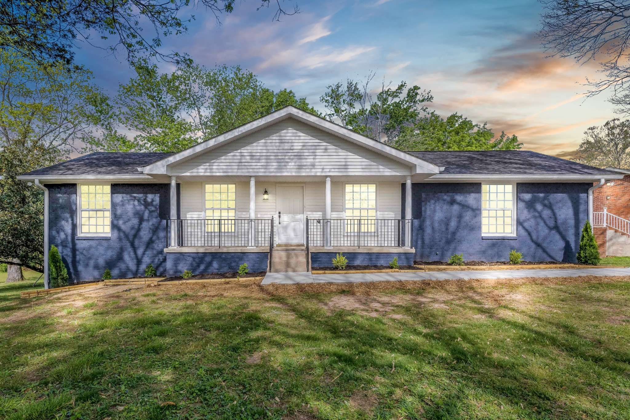 2001 Harbor Dr, Smyrna, TN 37167