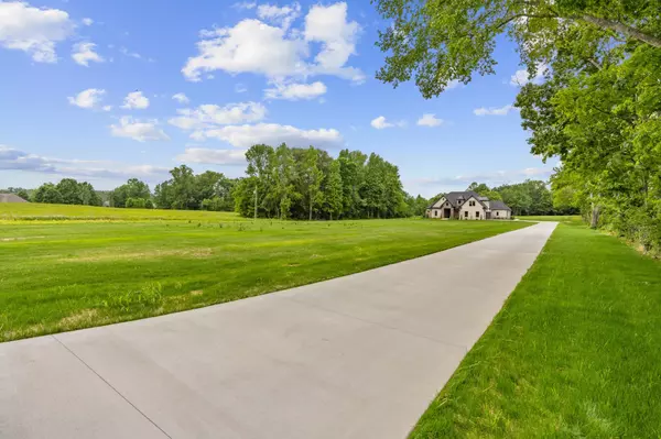 Lebanon, TN 37087,724 Bradshaw Rd