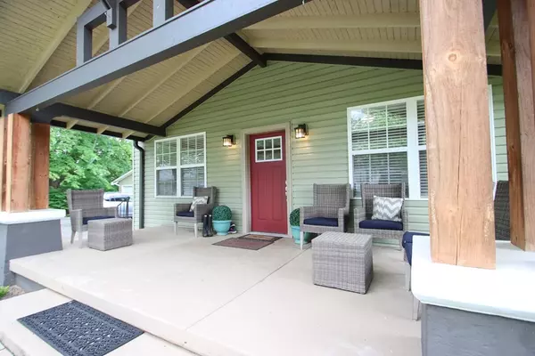 Sparta, TN 38583,111 S Highland Dr