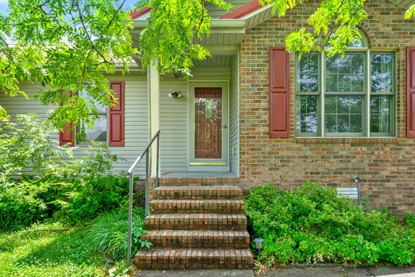 Cadiz, KY 42211,332 Meadowbrook Dr