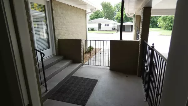 Murfreesboro, TN 37130,2911 Middle Tennessee Blvd