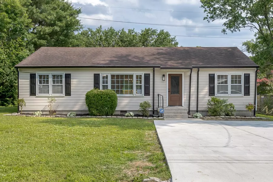 2847 Blue Brick Dr, Nashville, TN 37214