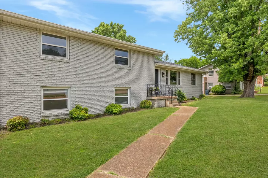 6528 Premier Dr, Nashville, TN 37209