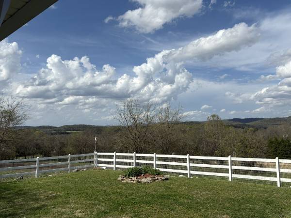 Readyville, TN 37149,1833 Porterfield Rd