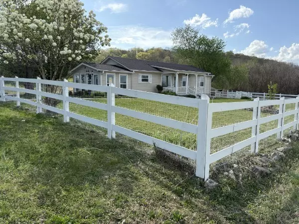 Readyville, TN 37149,1833 Porterfield Rd