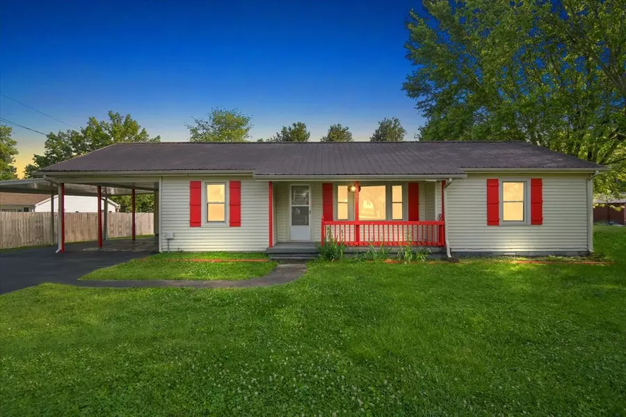 309 Bratton Ave, Lafayette, TN 37083
