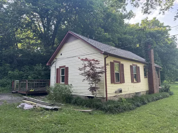 Goodlettsville, TN 37072,662 Happy Hollow Rd
