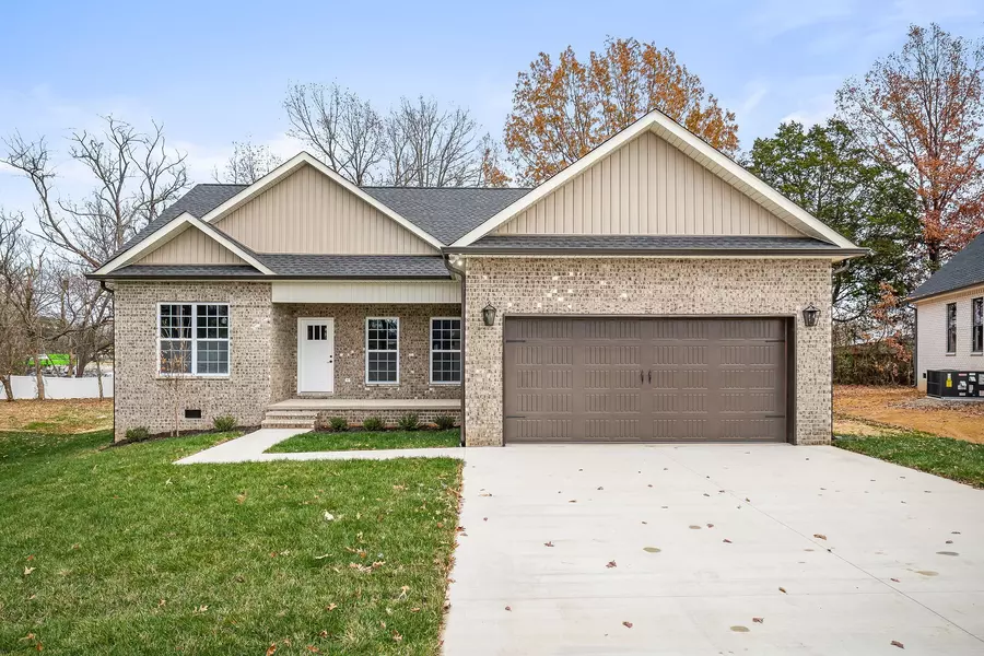 135 Beckam Way, Smithville, TN 37166