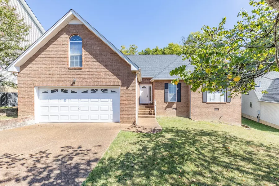 1708 Olive Cir, Nashville, TN 37217