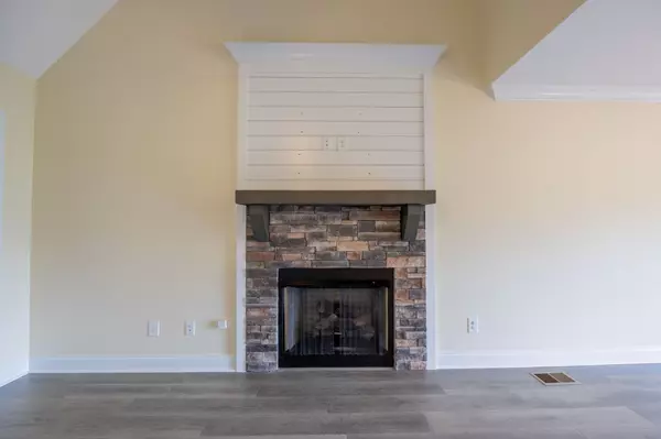 Woodlawn, TN 37191,2640 Saint Paul Rd