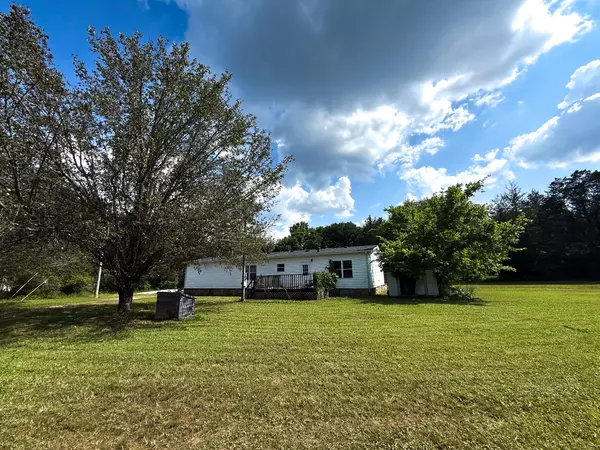 Columbia, TN 38401,5400 Creek View Rd