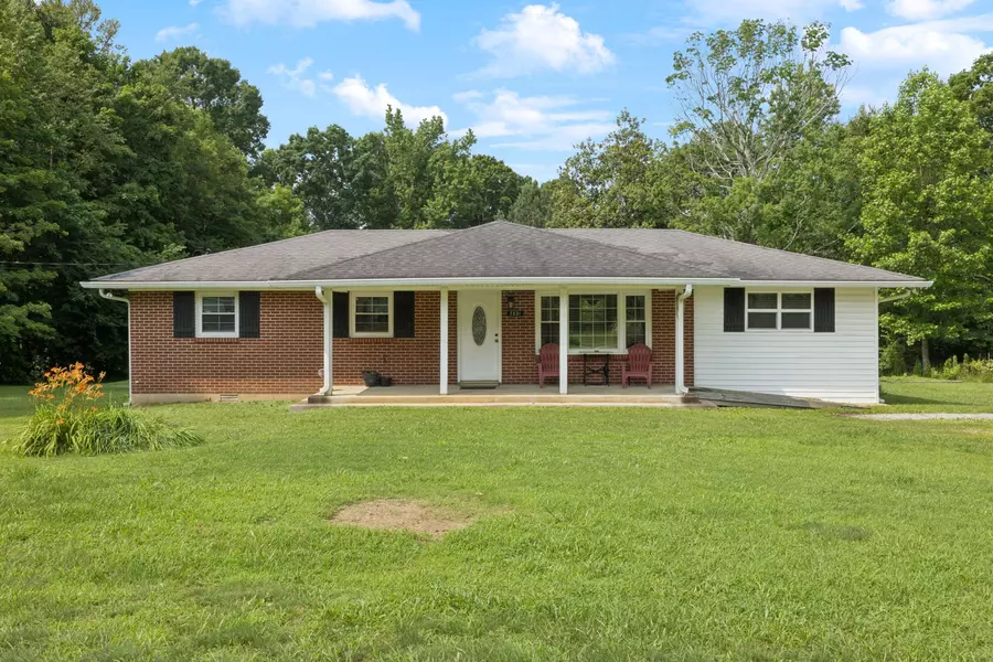 7231 Highway 41A, Pleasant View, TN 37146