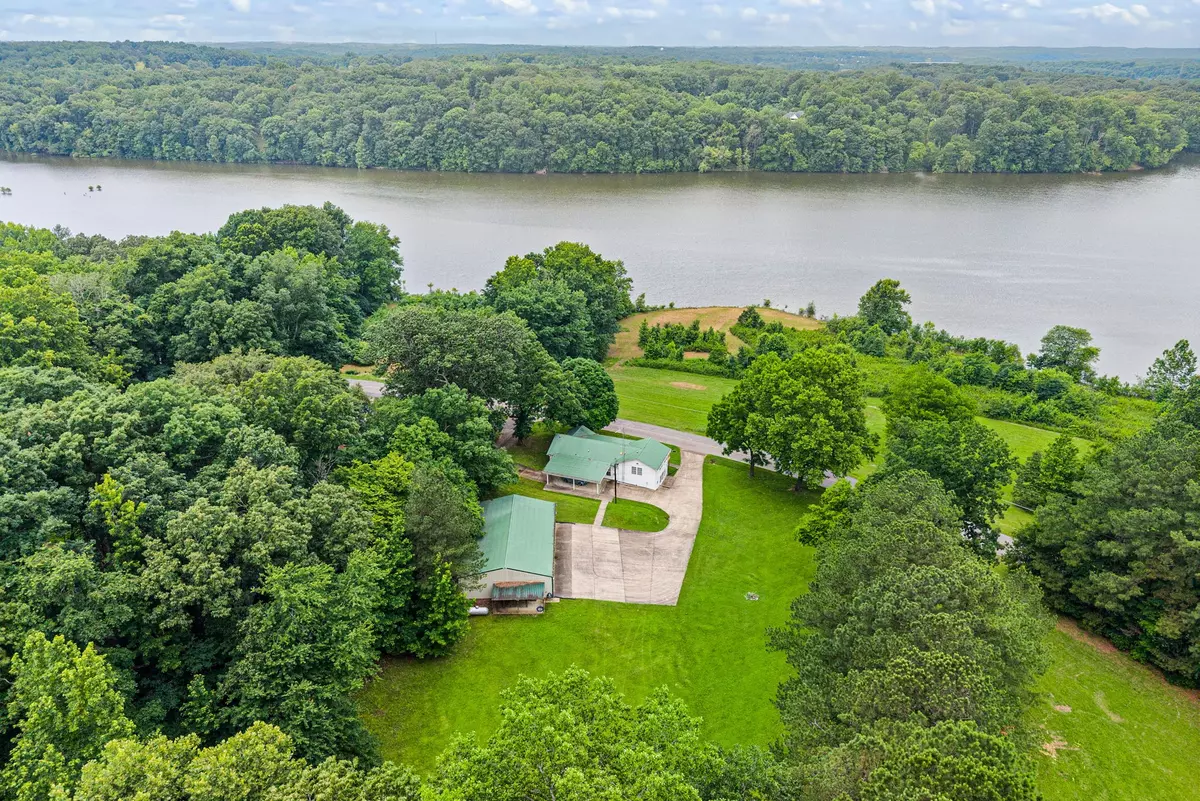 Dover, TN 37058,196 Wildlife Rd