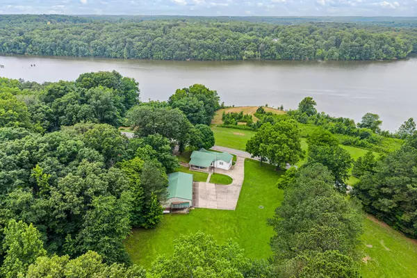 196 Wildlife Rd, Dover, TN 37058