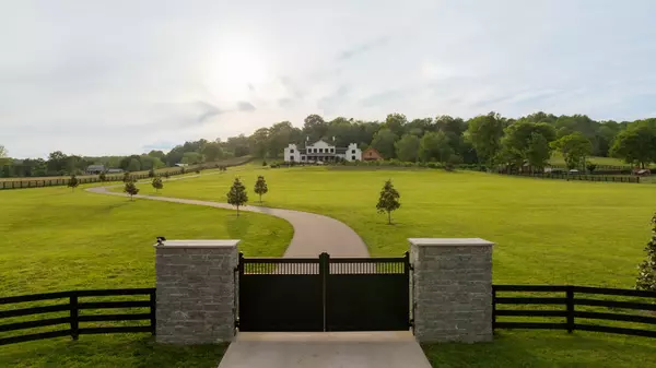 5495 Leipers Creek Rd, Franklin, TN 37064