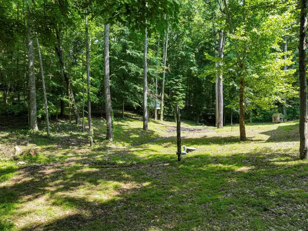 Bethpage, TN 37022,1288 Rogues Fork Rd