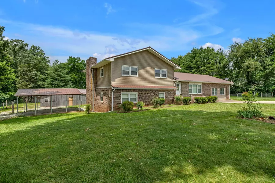 135 Carter Rd, Winchester, TN 37398