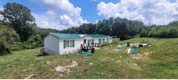 7319 Pinewood Rd, Nunnelly, TN 37137