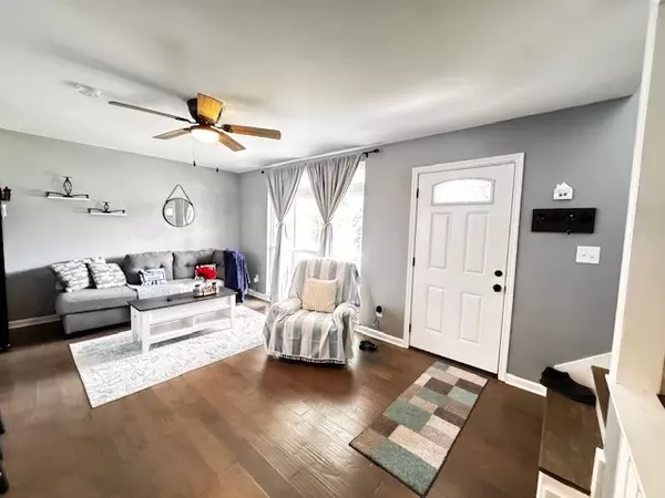 Decherd, TN 37324,203 5th Ave #N