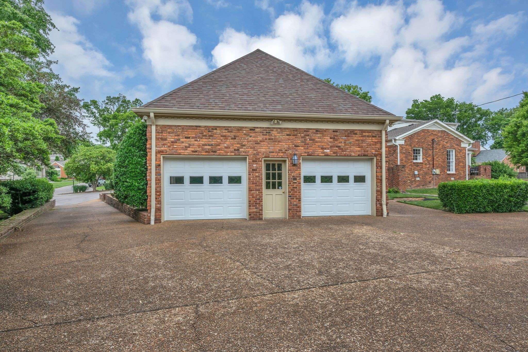 Nashville, TN 37215,4111 Legend Hall Dr #N