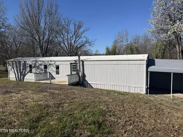 Maryville, TN 37801,215 Trigonia Rd
