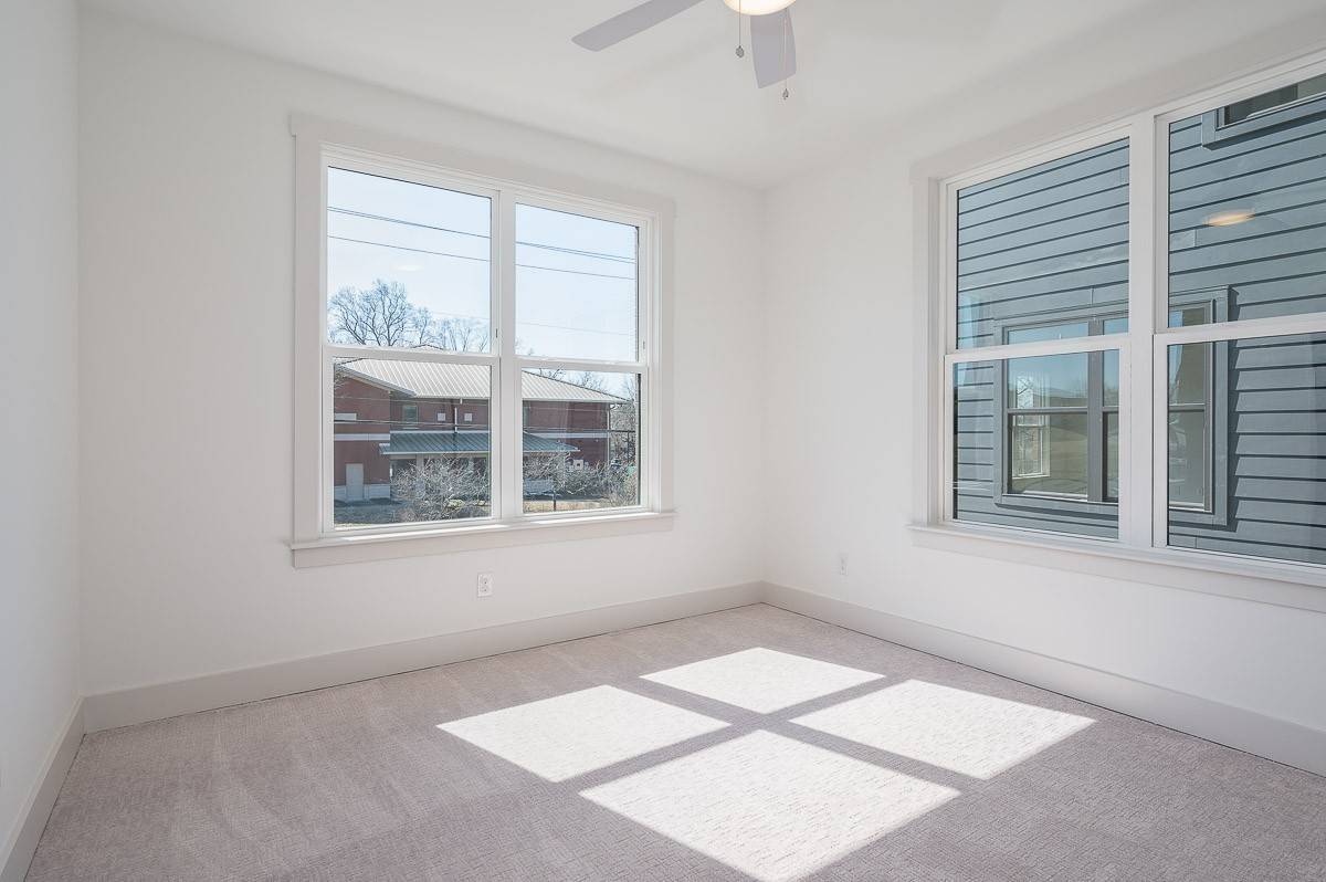 Nashville, TN 37207,900 Meridian Street #6