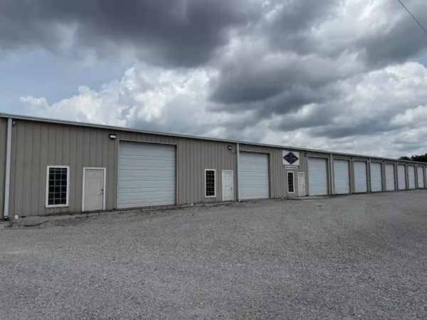 Tullahoma, TN 37388,141 Parham Blvd