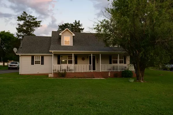 1304 Fairfield Pike, Shelbyville, TN 37160
