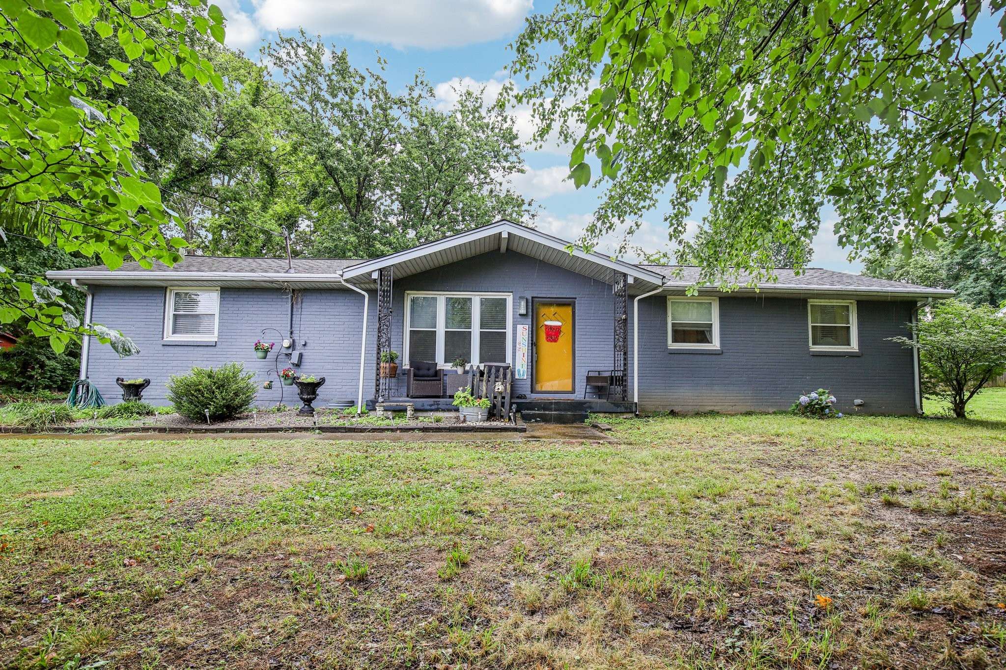 219 Grandview Dr, Old Hickory, TN 37138