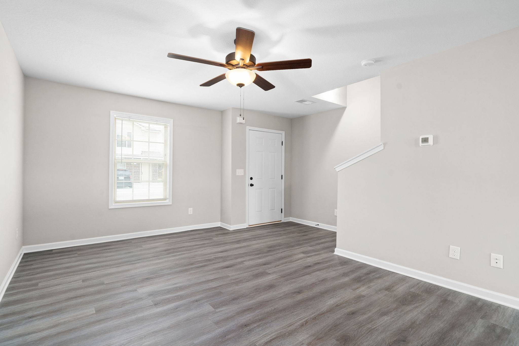 Clarksville, TN 37040,931 Professional Park Dr #2B