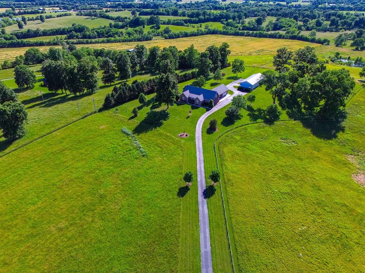 Shelbyville, TN 37160,226 Naron Rd