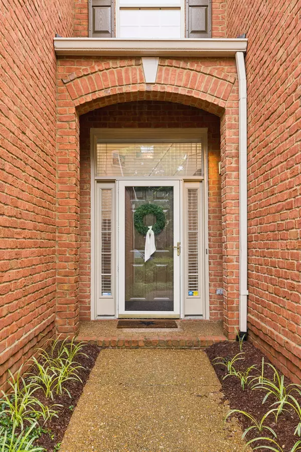 Brentwood, TN 37027,641 Old Hickory Blvd #35