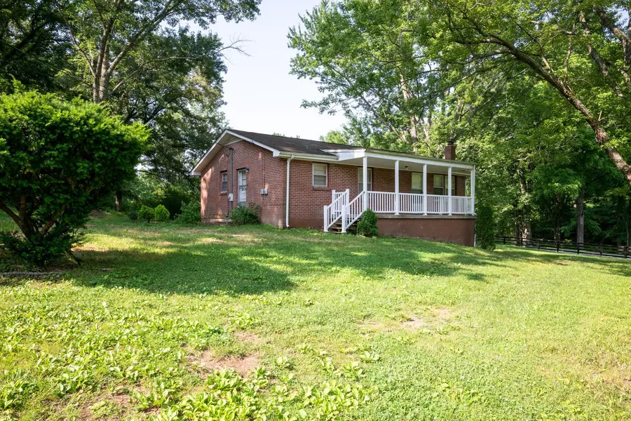 7703 Horn Tavern Rd, Fairview, TN 37062