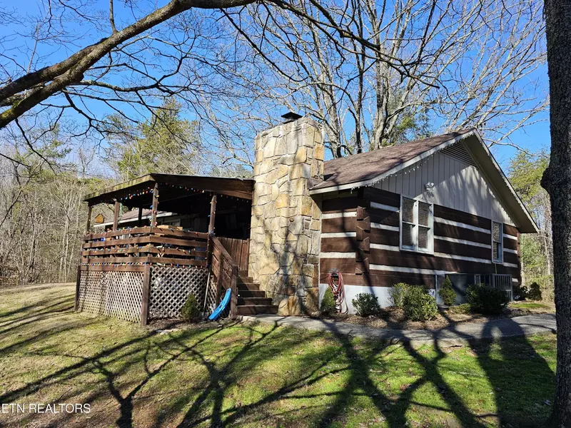 820 Old Gate Rd, Sevierville, TN 37863