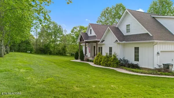 Maryville, TN 37801,2419 Robin Ridge Drive