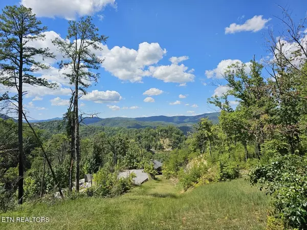 Sevierville, TN 37862,2211 Ridgeland Circle