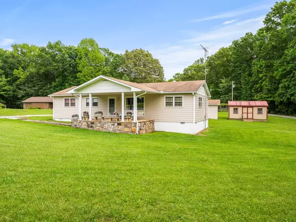 Sewanee, TN 37375,1544 Midway Rd